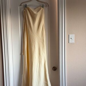 Elegant Yellow Strapless Gown